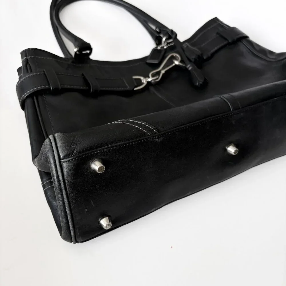 ❌SOLD❌ Vintage Coach Smooth Leather Shoulder Bag - Picture 3 of 7